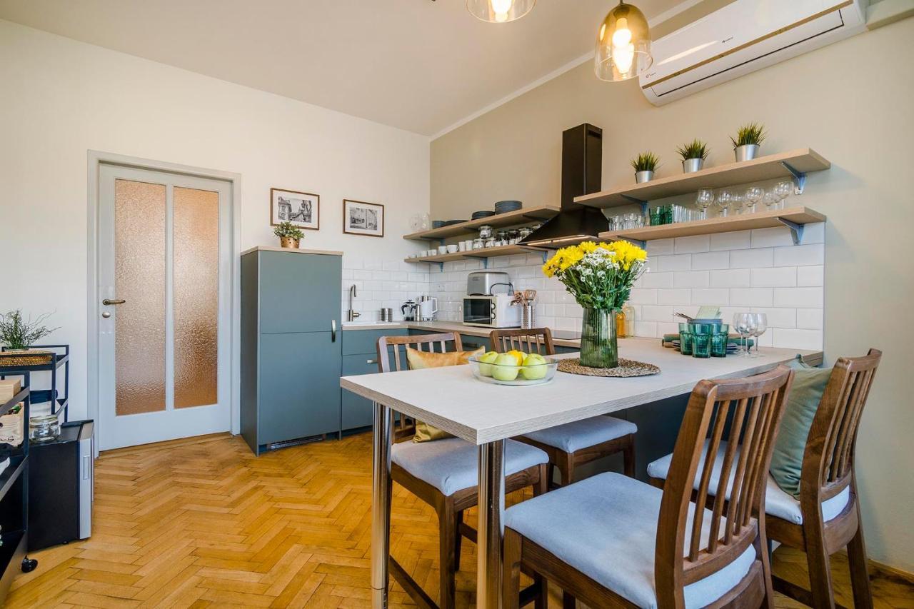 Apt In Center Prague Great View By Michal&Friends 외부 사진