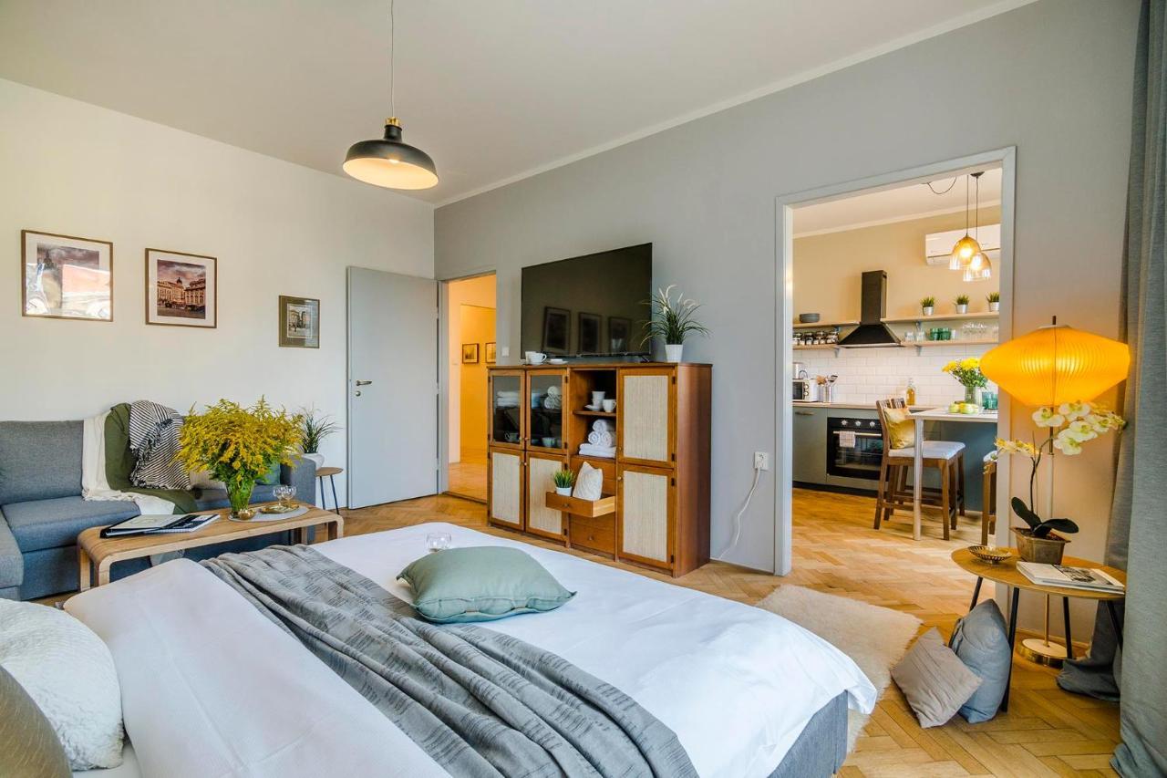 Apt In Center Prague Great View By Michal&Friends 외부 사진